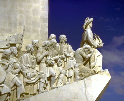 Лиссабон. Памятник первооткрывателям.